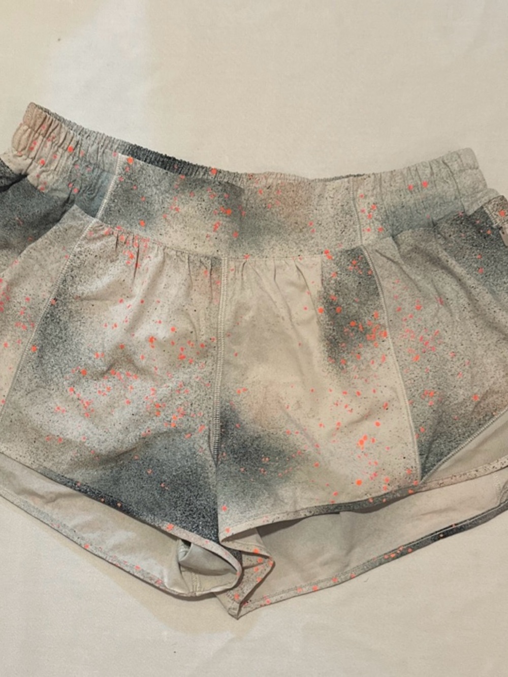 lululemon athletica Spray-Speckled Athletic Shorts in Light Gray and Coral